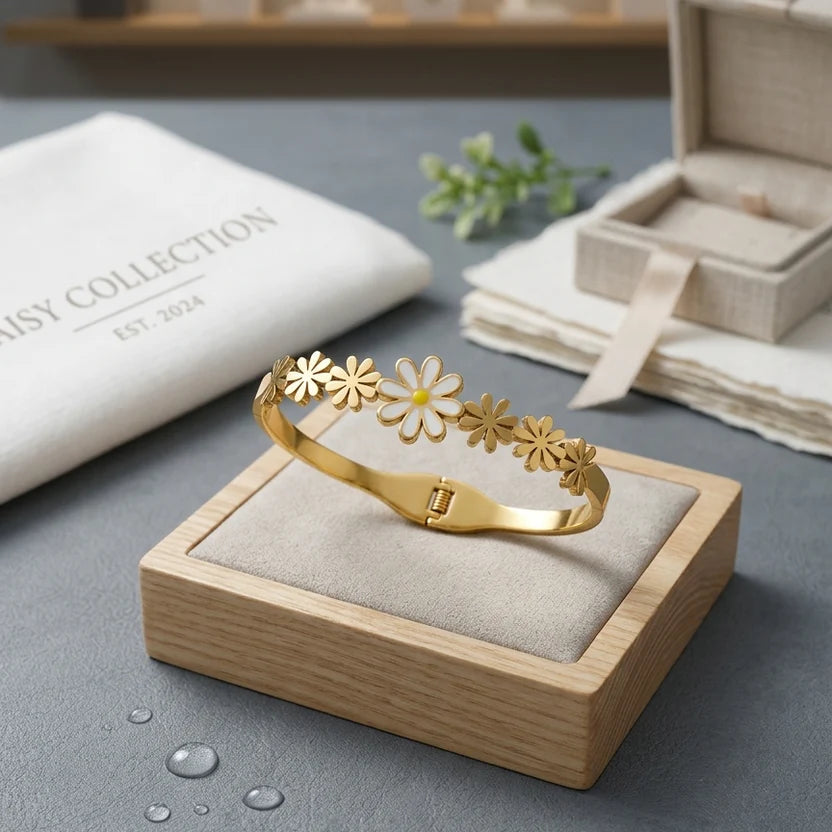 Daisy Bloom Anti Tarnish Bracelet