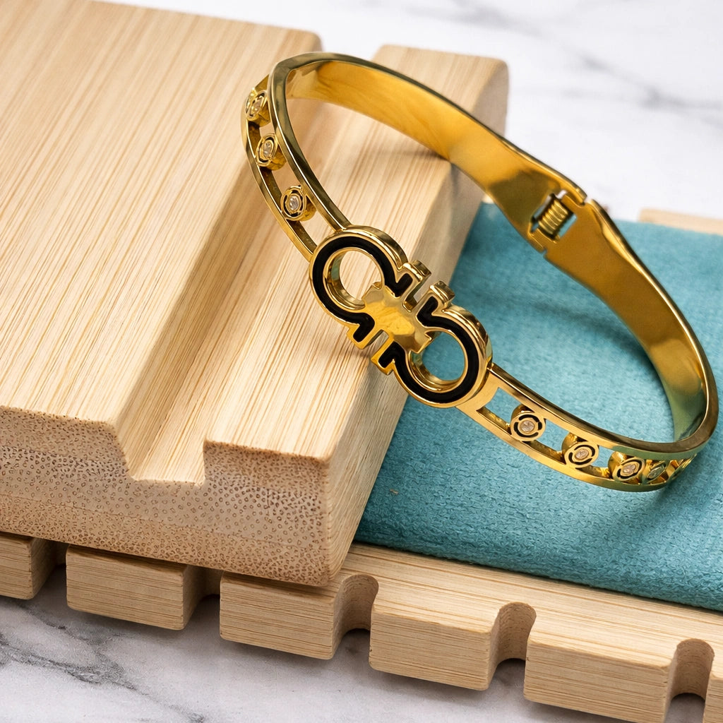 The Crystal Lustre Fashion Bracelet