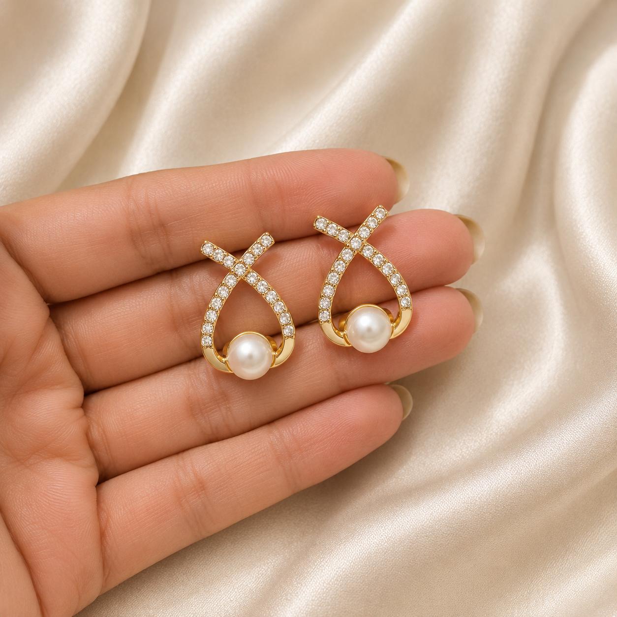 Timeless Pearl Bloom