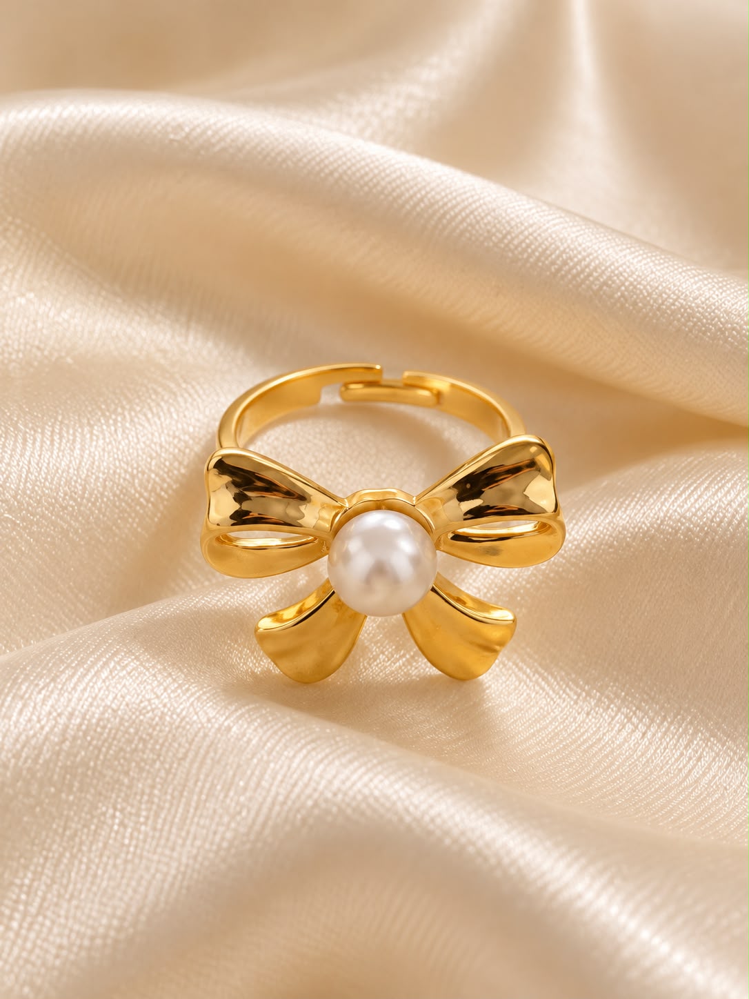 Pearl Bow Ring