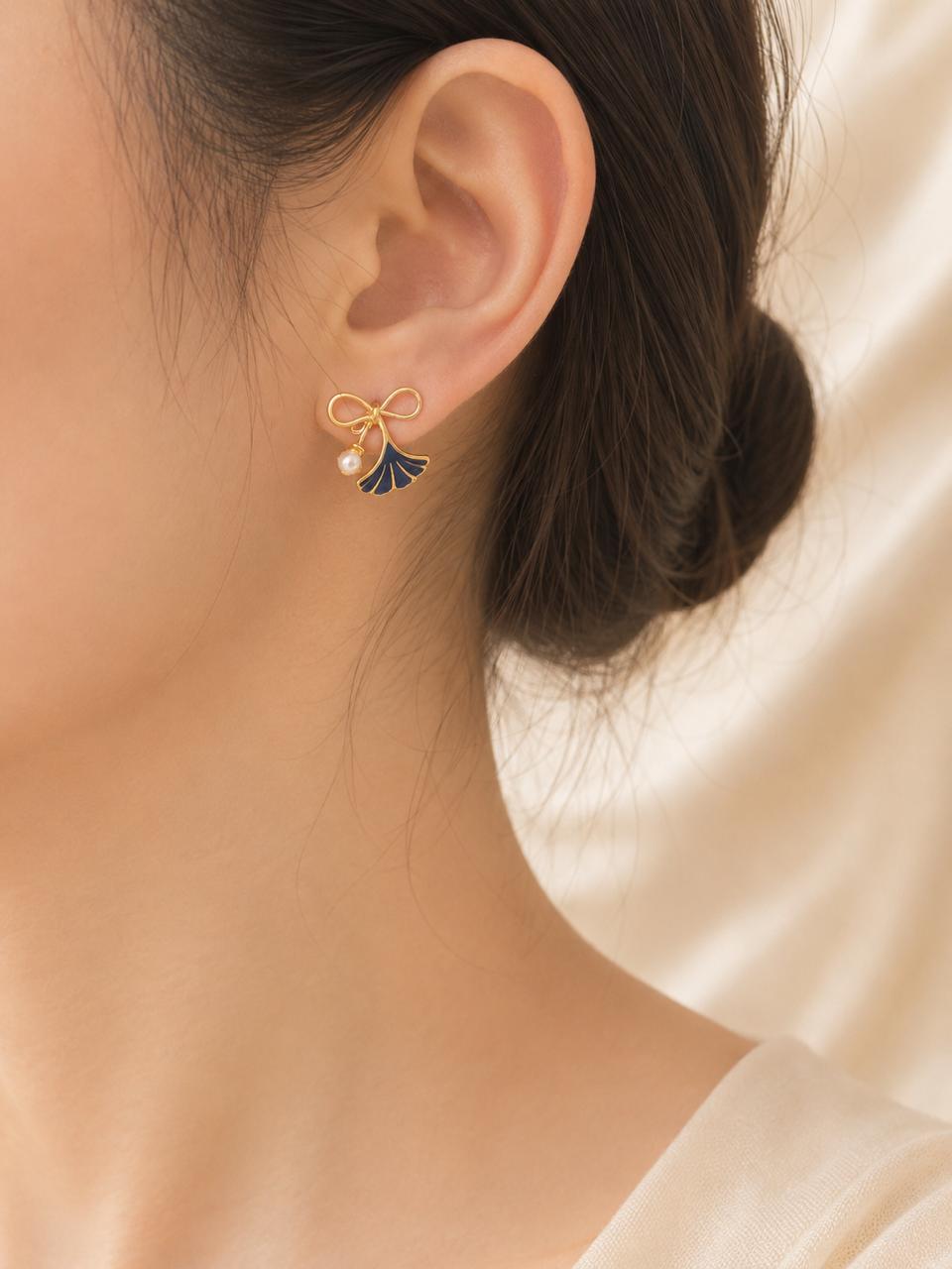 Navy Bloom