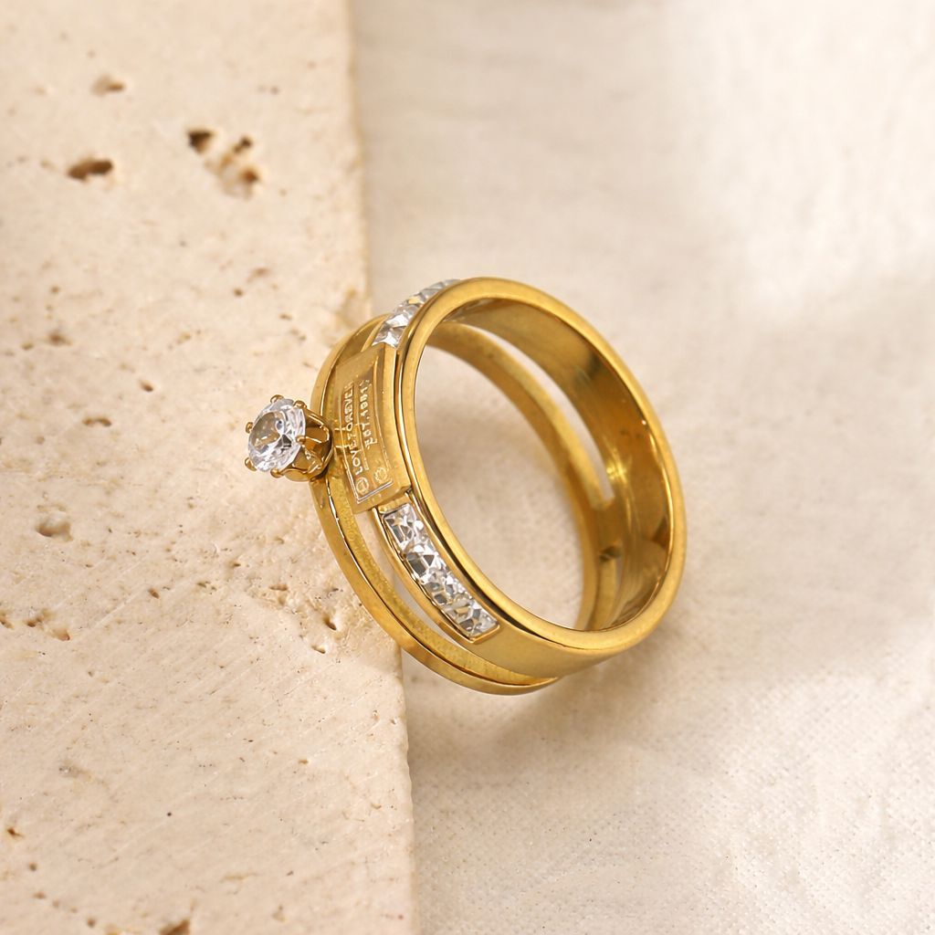 Size 7 Gold with Diamond Ring