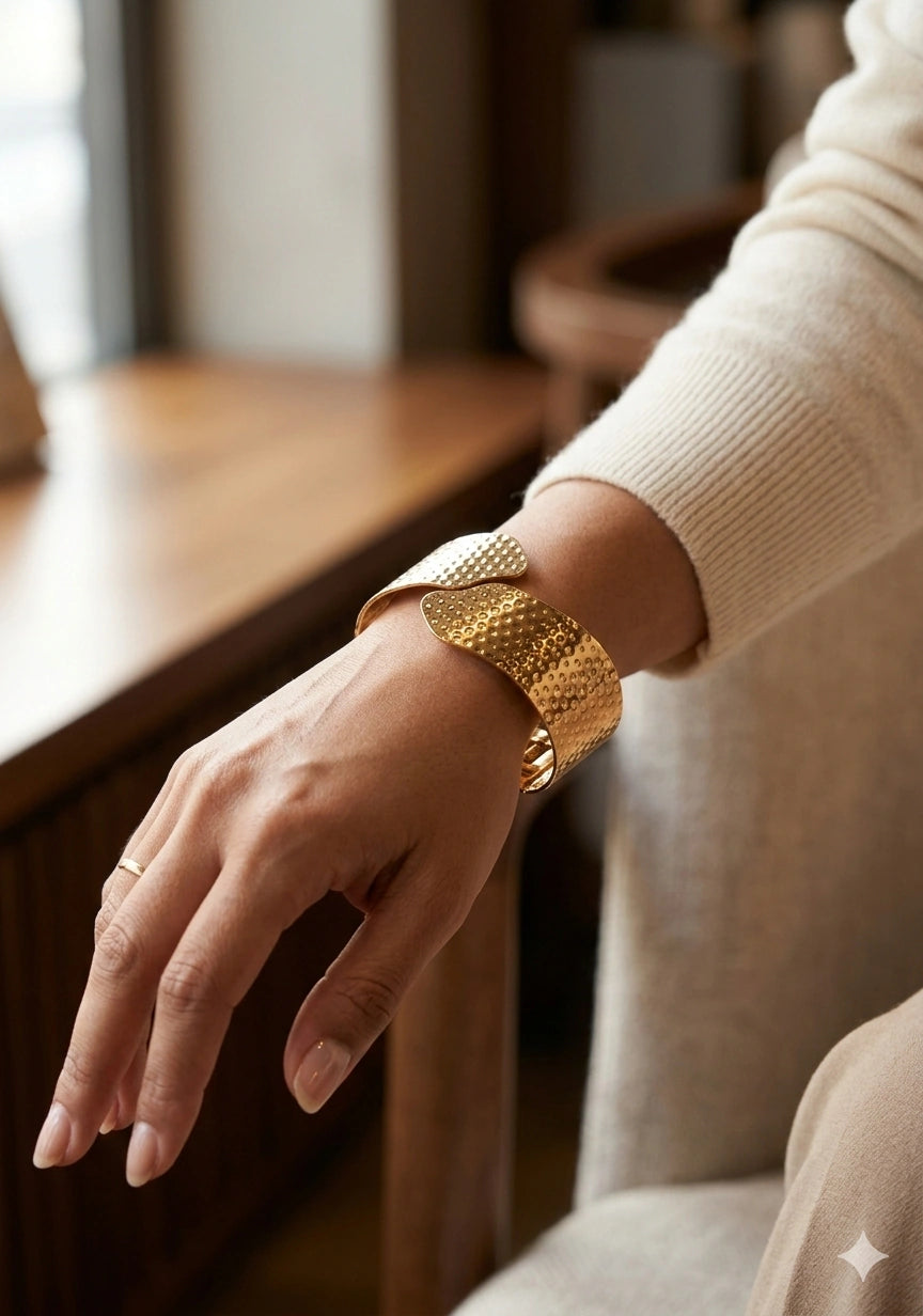 The Lustre Bracelet