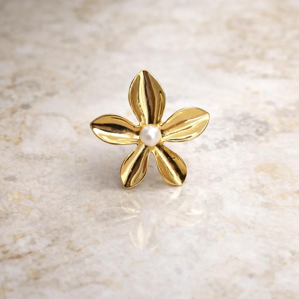 Flora Pearl Ring