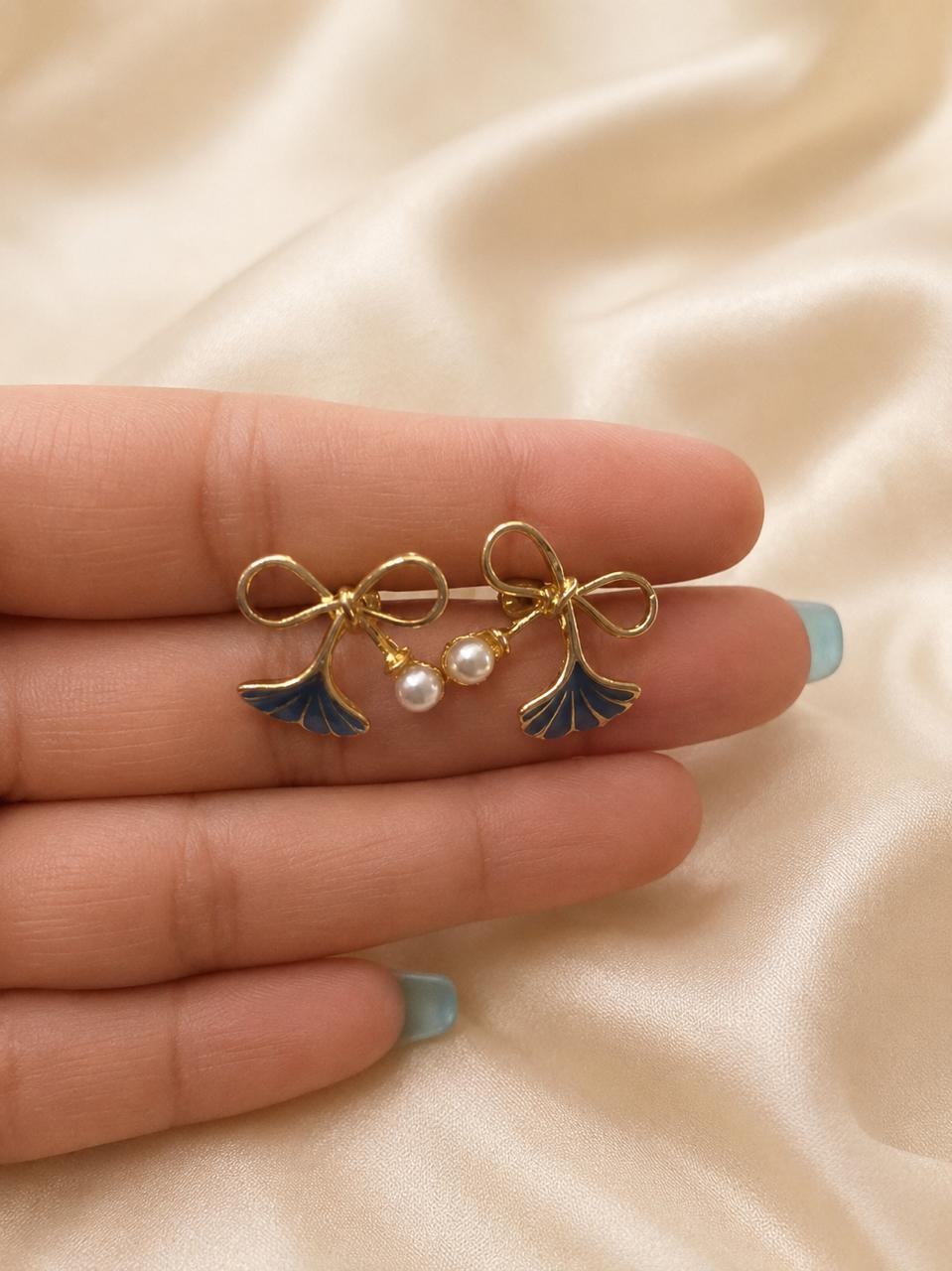 Navy Bloom