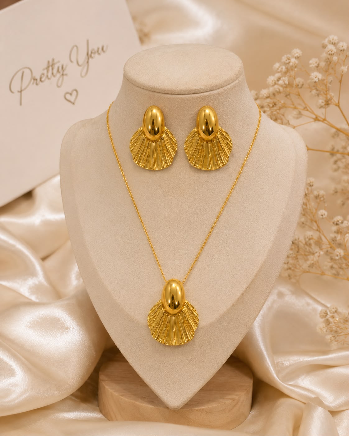 Anti Tarnish Golden Wave Charm Set