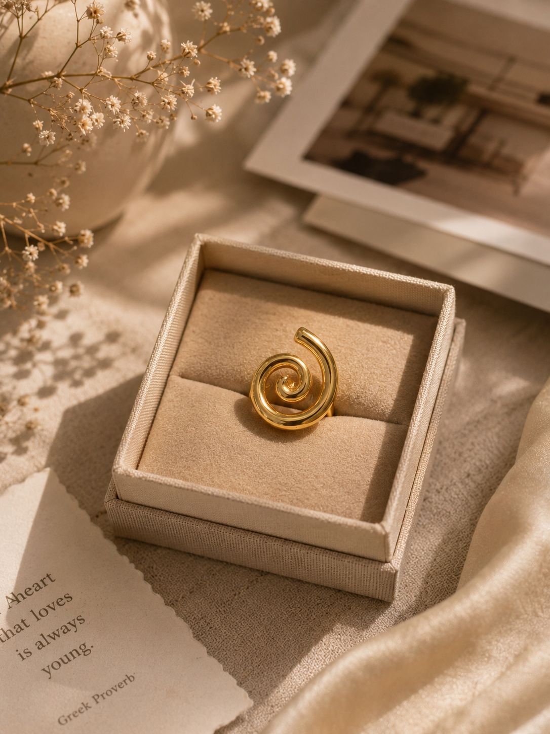 Anti Tarnish Twist Ring