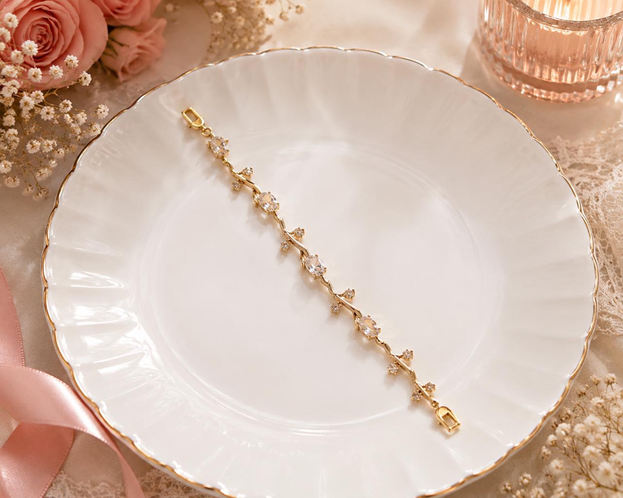 White-Golden Anti Tarnish Tulip Bracelet