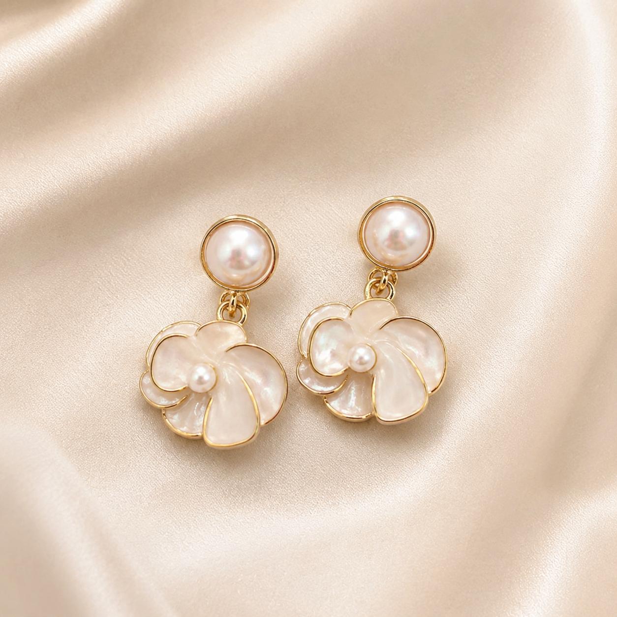 Pearl Petal Drops