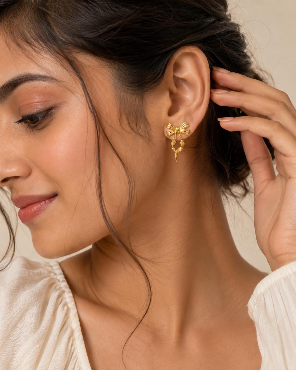 Elara Ribbon Earrings