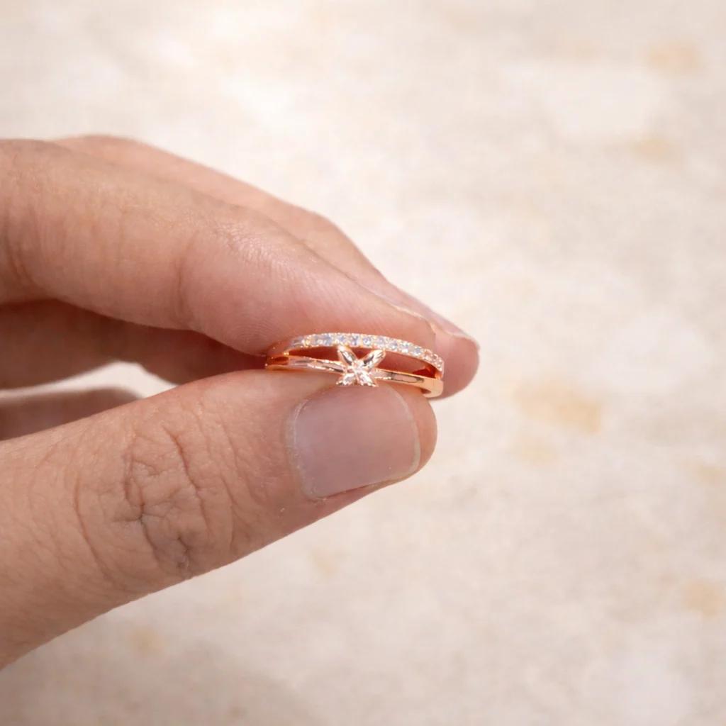 Delicate Daimond Stone Ring